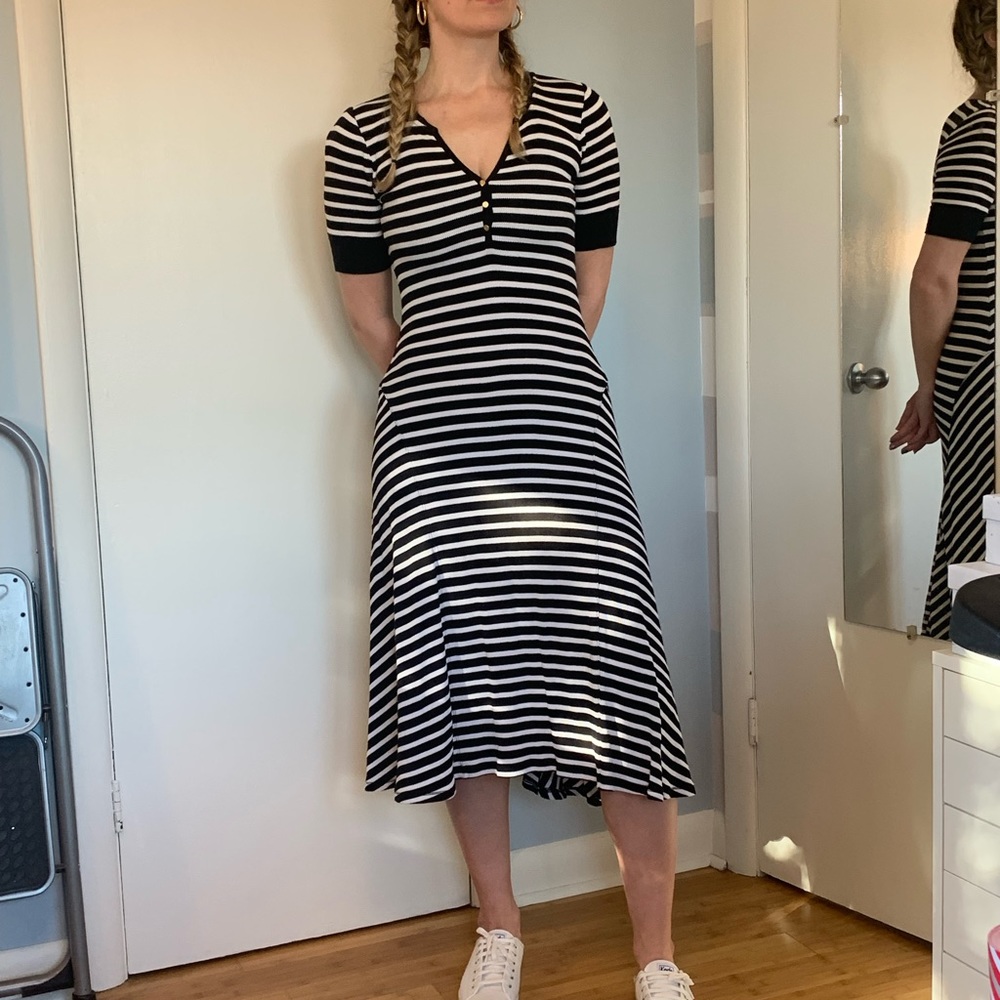Sz Sml Lauren Ralph Lauren black and white striped dress.